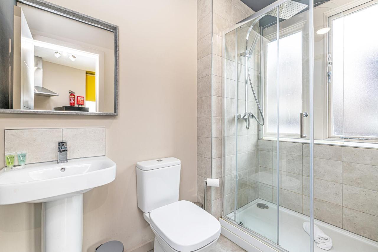 Wigan Central Serviced Apartments Exterior foto